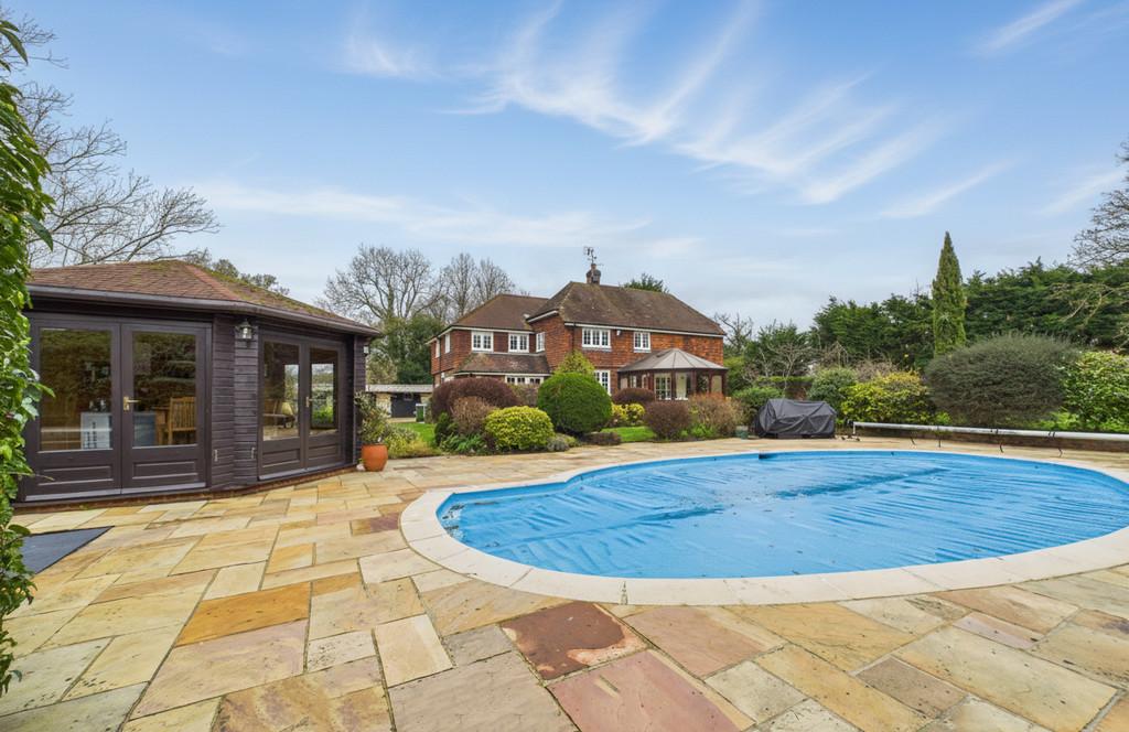 Pool to House