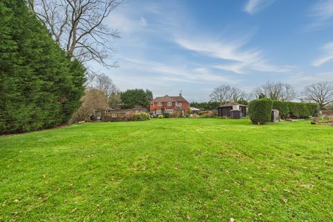 4 bedroom detached house for sale, Faygate Lane, Horsham