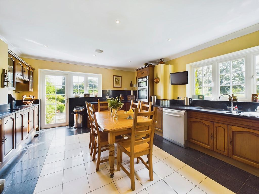 Kitchen2