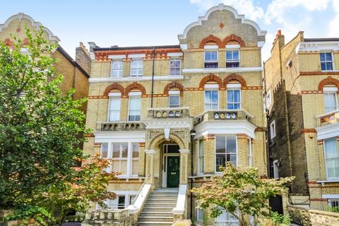1 bedroom flat to rent, The Chase, London SW4