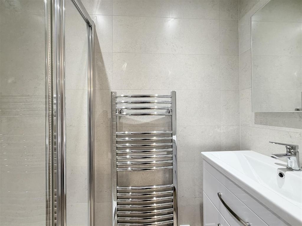 Ensuite Shower Room