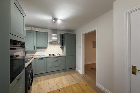 2 bedroom mews to rent, Cobham Green, Whitnash, Leamington Spa, Warwickshire