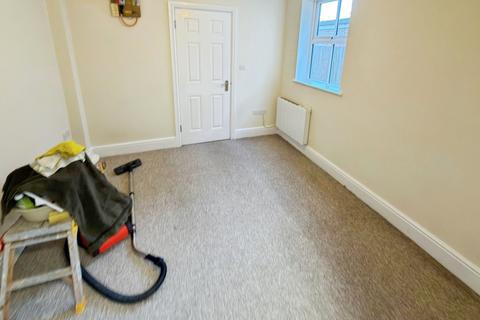 1 bedroom ground floor maisonette to rent, Worting Road, Basingstoke RG21