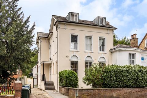 1 bedroom flat to rent, High Street, Penge, SE20