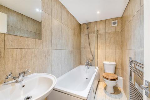 1 bedroom flat to rent, High Street, Penge, SE20