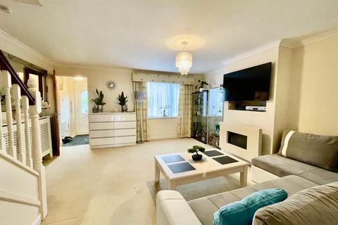 3 bedroom detached house for sale, Kier Hardie Crescent, Newport NP19