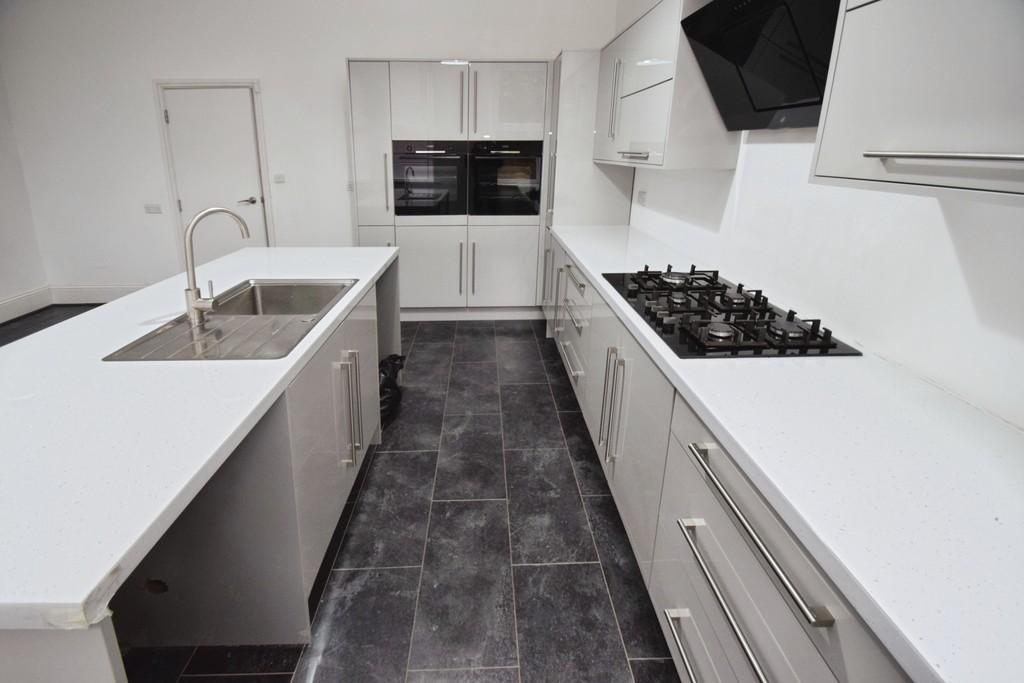 60ffe3c9-Kitchen 201