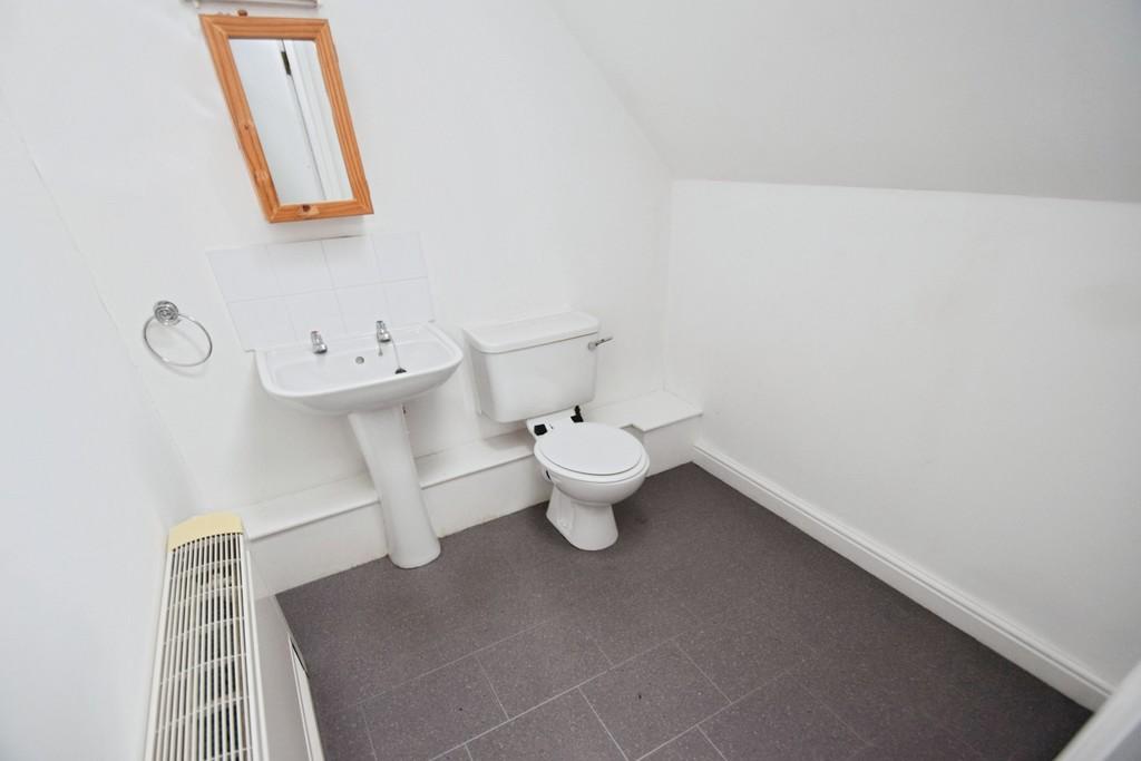 E4c88364-Ensuite 202