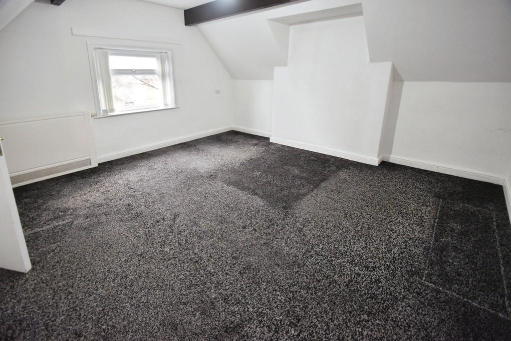 21fd9513-Bedroom 201