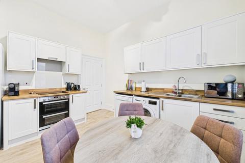 3 bedroom apartment for sale, Cambridge Terrace, Dover