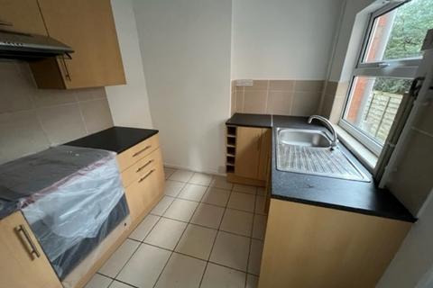 2 bedroom terraced house to rent, Burrish Street,, Droitwich
