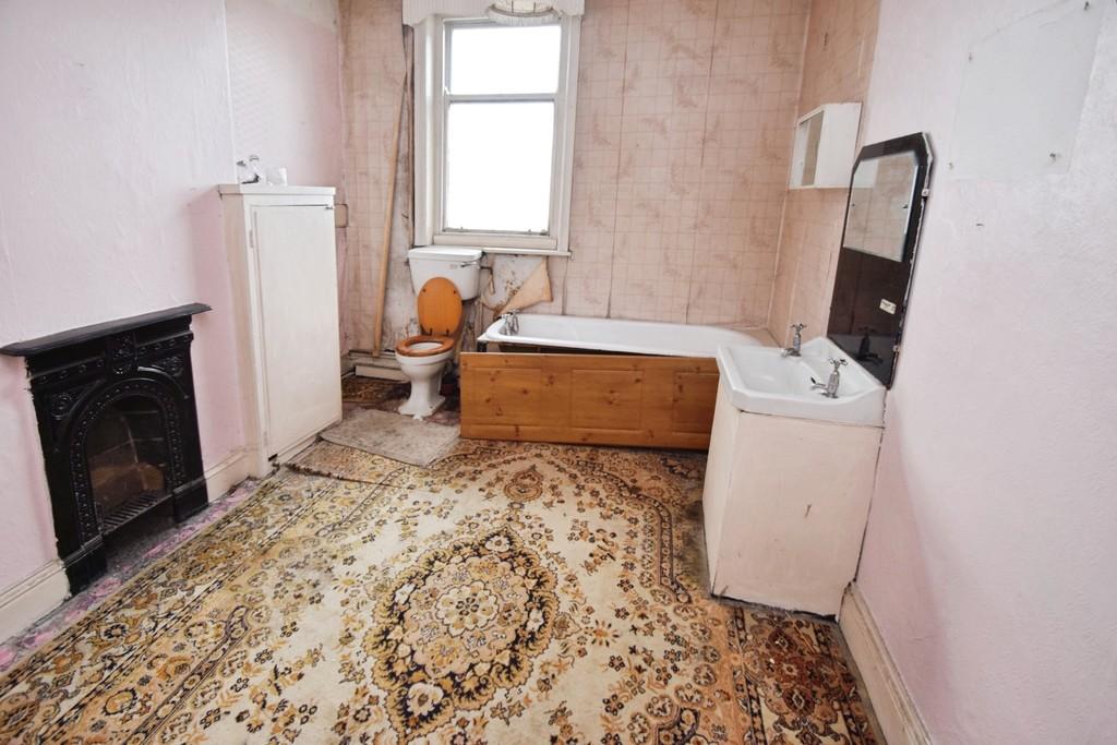 Cdfbcf85-Bathroom