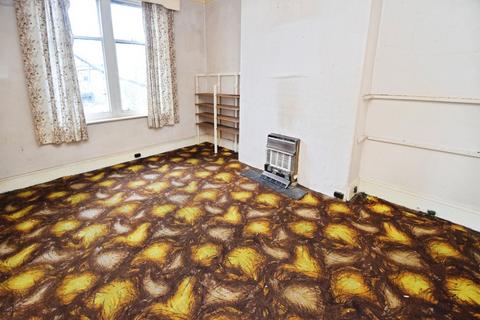 undefined, Wellington Crescent, Bradford BD18