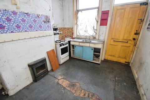 undefined, Wellington Crescent, Bradford BD18