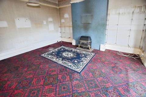 undefined, Wellington Crescent, Bradford BD18
