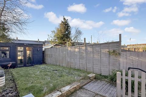 2 bedroom end of terrace house for sale, West Street, Warminster