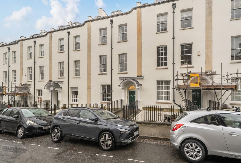 1388940 4 6940165...