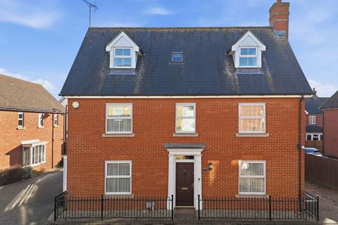 5 bedroom detached house for sale, Eglinton Drive, Chelmsford CM2