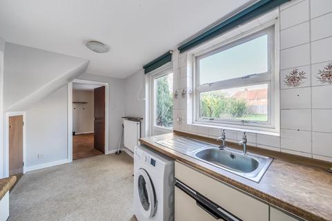 undefined, Ninth Avenue, Hayes UB3