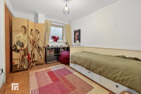 2 bedroom apartment for sale, Faro House, Taliesin Court, Century Wharf