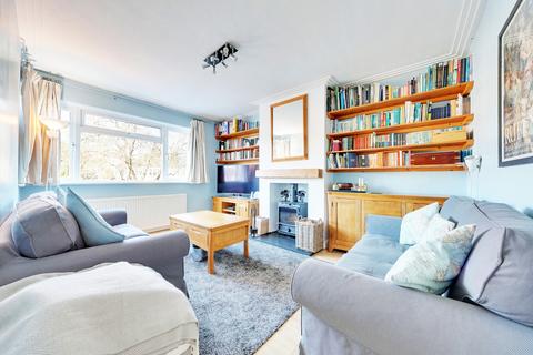 undefined, Bassetts Way, Farnborough