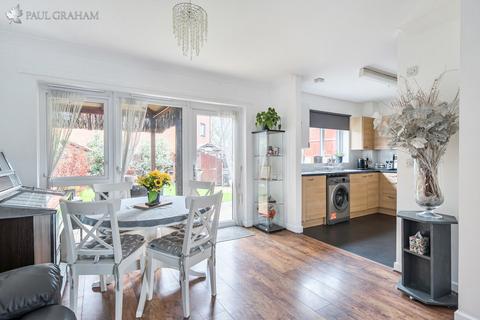 undefined, Groveside Close, Carshalton
