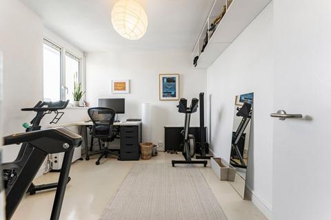 2 bedroom flat for sale, St John Street, Clerkenwell, London, EC1V