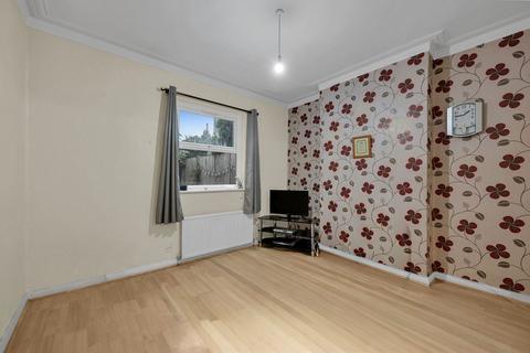 3 bedroom terraced house for sale, Lind Street, London SE8