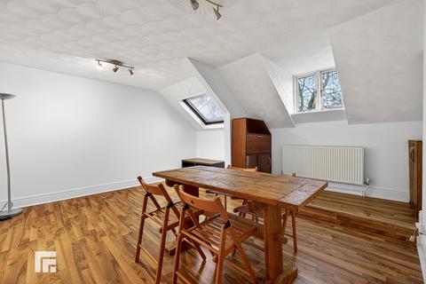 2 bedroom apartment for sale, Trafalgar Court, 114 Penylan Road