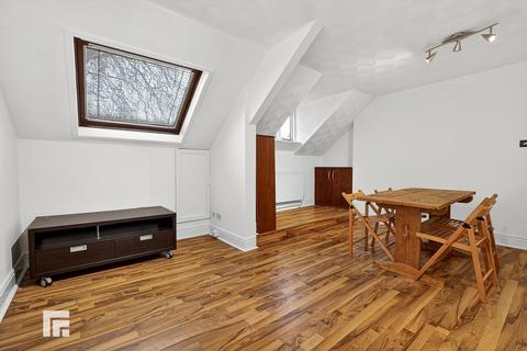 2 bedroom apartment for sale, Trafalgar Court, 114 Penylan Road