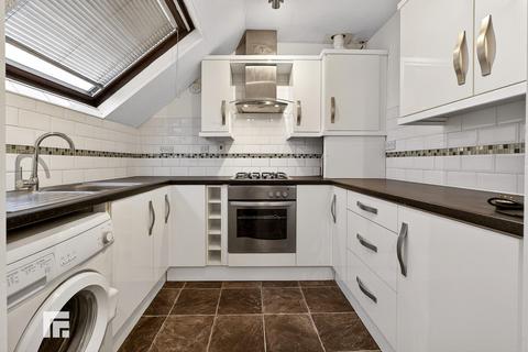 2 bedroom apartment for sale, Trafalgar Court, 114 Penylan Road