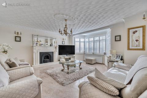 5 bedroom detached house for sale, Banstead Road South, Sutton