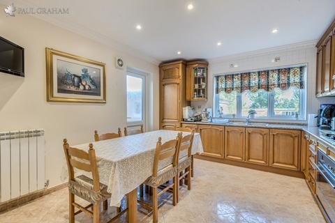 5 bedroom detached house for sale, Banstead Road South, Sutton