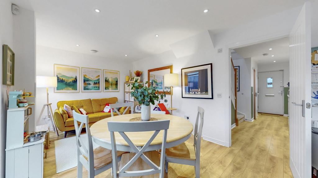 50-web-or-mls-22 Portree Crescent 49