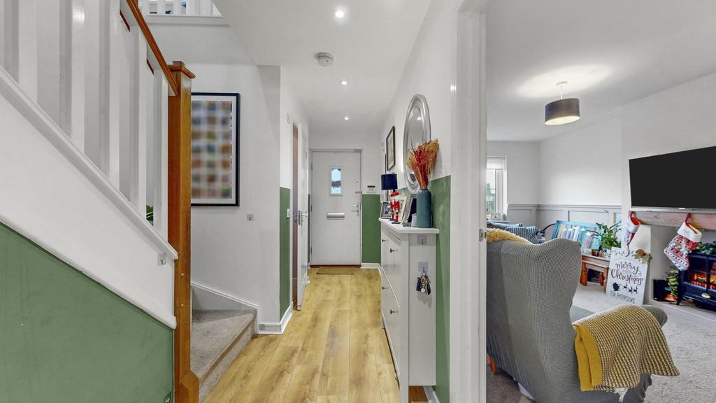 13-web-or-mls-22 Portree Crescent 40