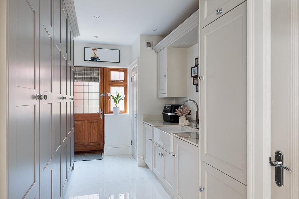 Laxton house 33