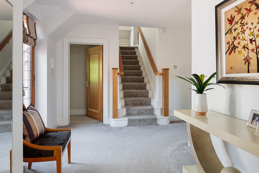 Laxton house 70