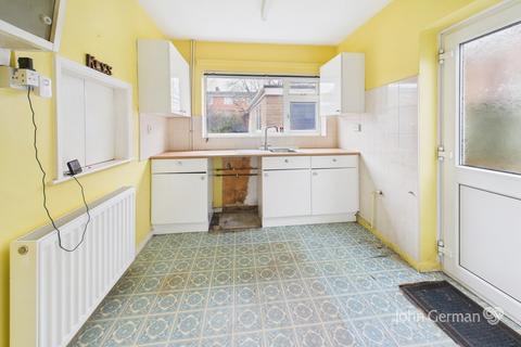 3 bedroom semi-detached house for sale, Ambleside Close, Loughborough