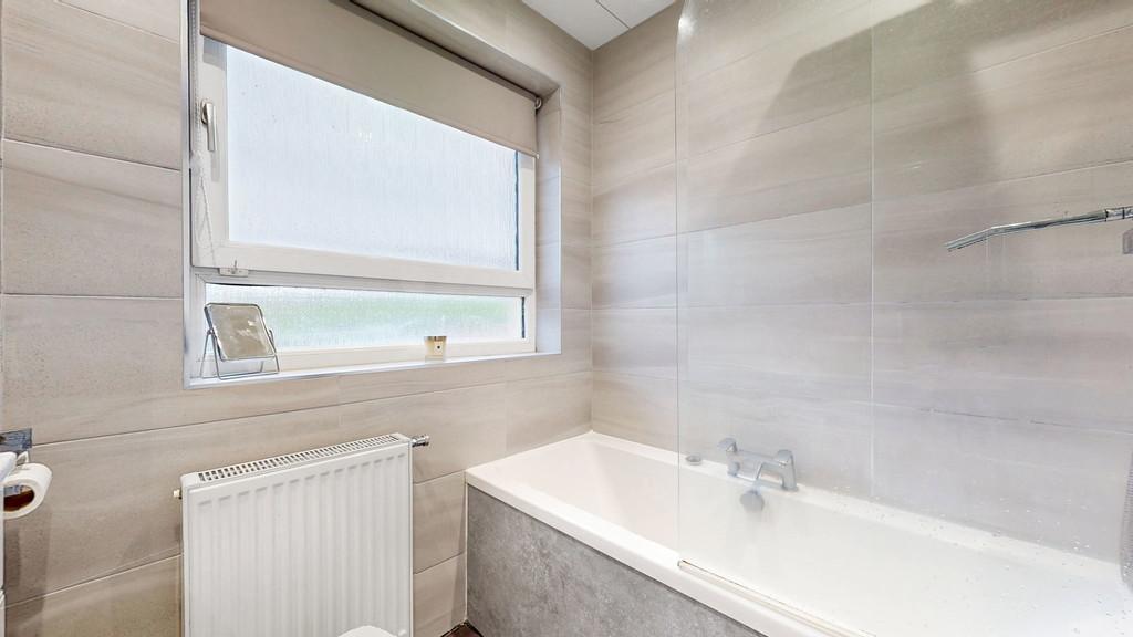 35-web-or-mls-111 Archerhill Road 42
