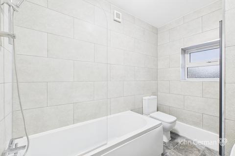 3 bedroom semi-detached house for sale, Devon Close, Stapenhill