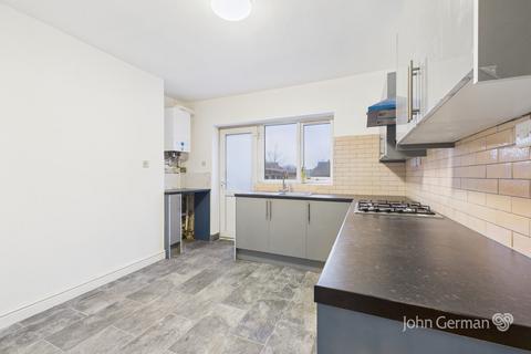 3 bedroom semi-detached house for sale, Devon Close, Stapenhill