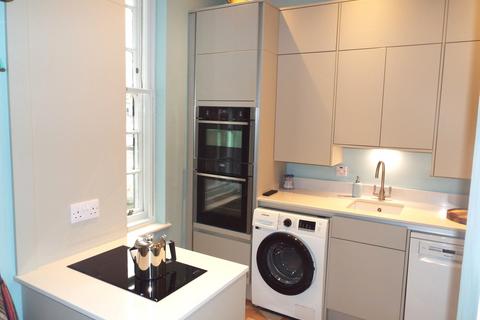 undefined, 17 Worsley House, 894 Hessle High Road