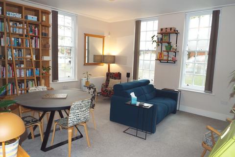undefined, 17 Worsley House, 894 Hessle High Road