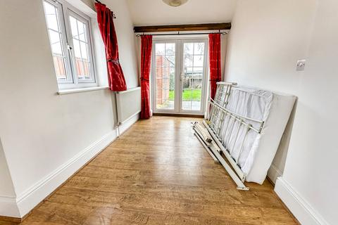 undefined, Swindon SN6