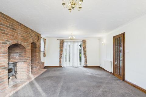 4 bedroom detached house for sale, Lowestoft Road, Worlingham, Beccles, Suffolk