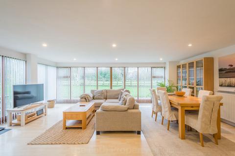 2 bedroom barn conversion to rent, Bury Lane, Doynton
