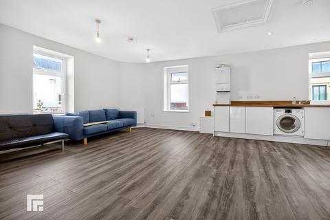 3 bedroom apartment to rent, Cowbridge Road East, Canton, Cardiff