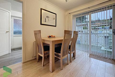 3 bedroom semi-detached house for sale, 22 Wyre Crescent