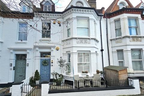 undefined, Marine Avenue, Westcliff on sea, Westcliff on sea,