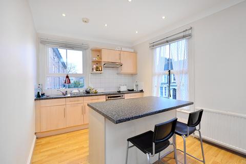 1 bedroom flat to rent, Victoria Park Road, London E9